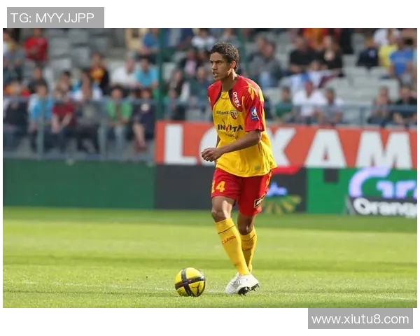 瓦拉内欧冠回追70米：瓦拉内欧冠赛场上的惊人回追70米瞬间