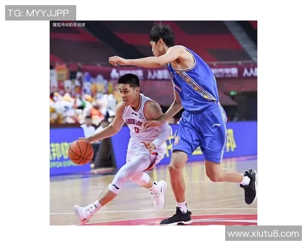 足球队观看CBA赛事的感受